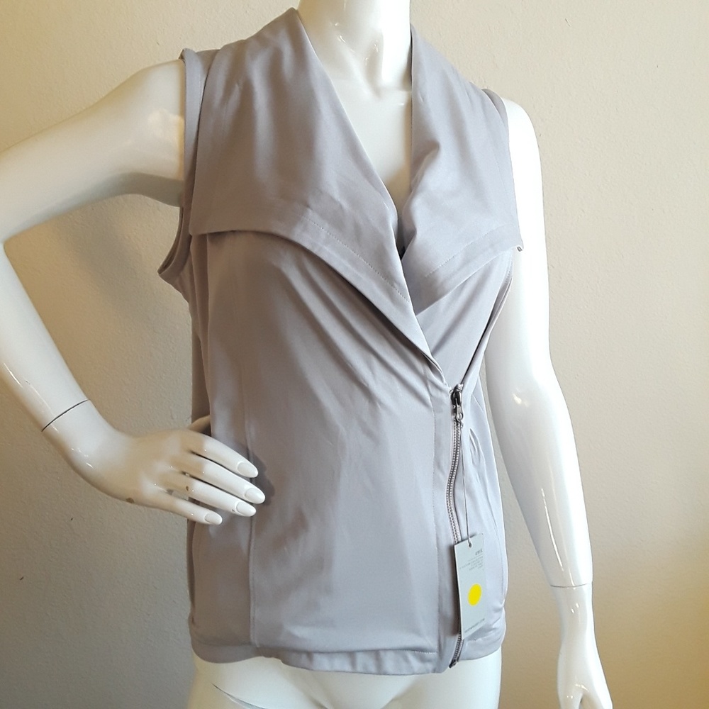 WW Heather Grey vest with zipper Small